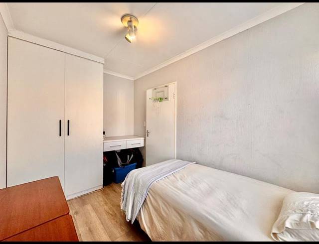 2 BEDROOM TOWNHOUSE FOR SALE IN MEYERSDAL